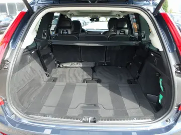 XC90 Ultra Dark T8 AWD Plug-in Hybrid PANO/B&W