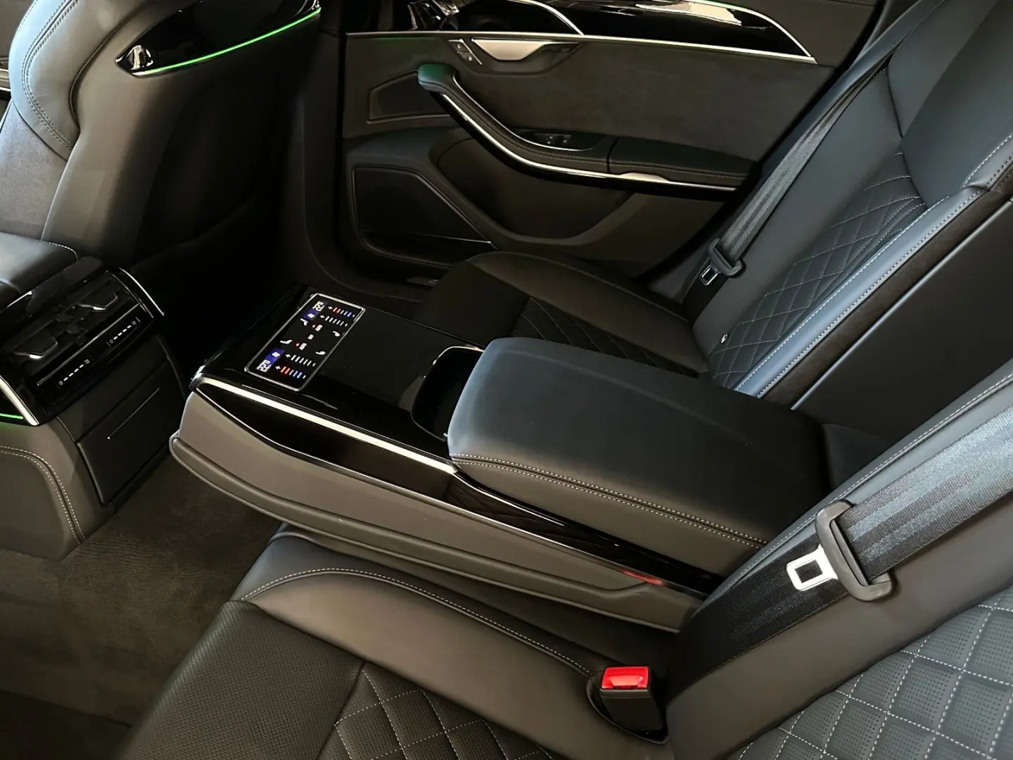S8 TFSI qu. tiptr. STHZG+MATRIX+360°+MASSAGE