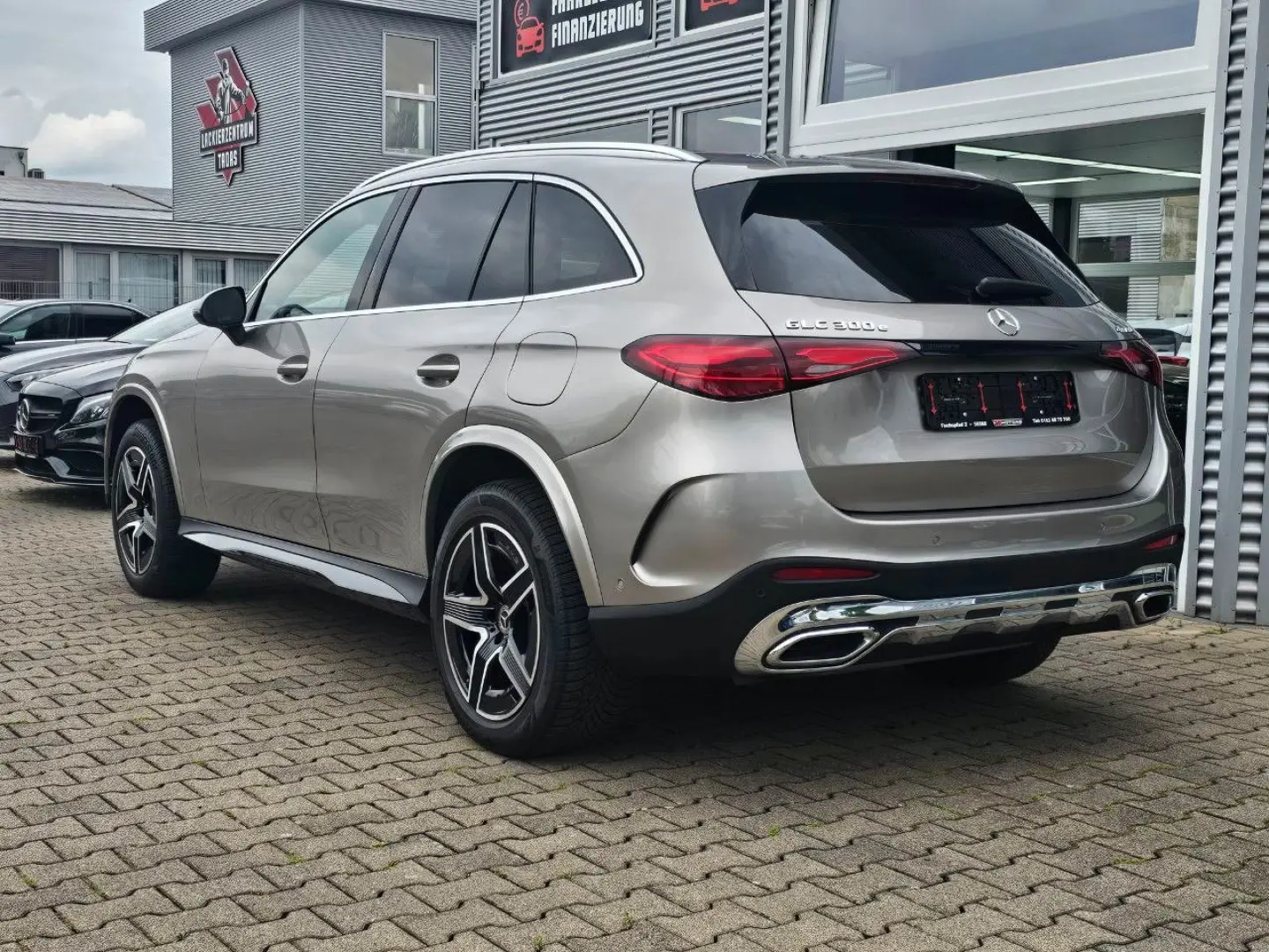 GLC 300 e 4Matic FINAL EDITION/AMG PAKET/MBUX
