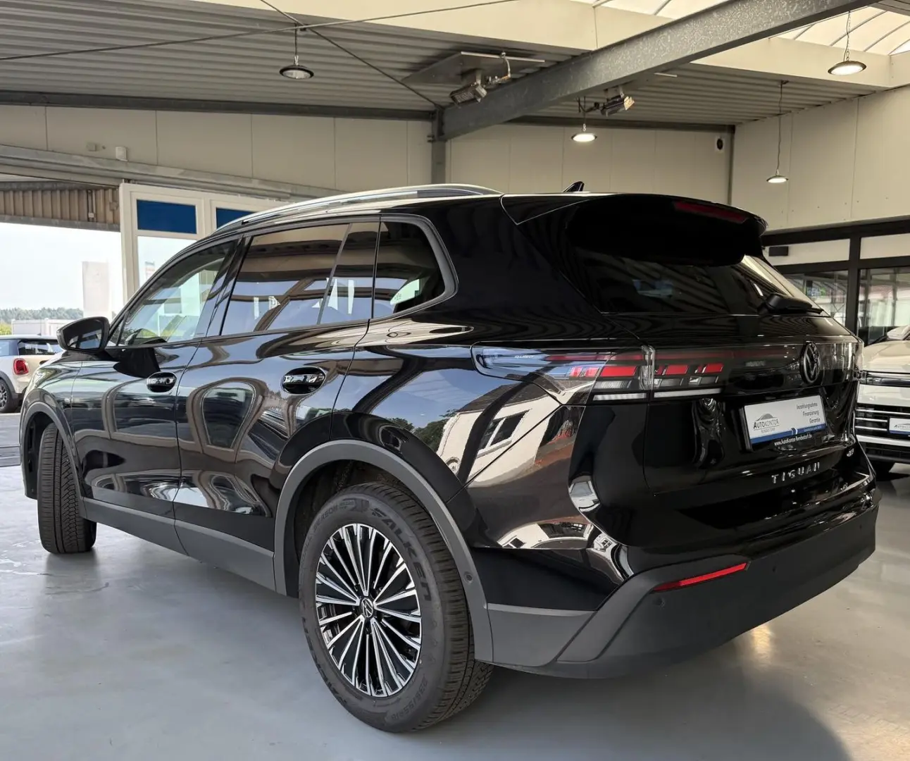 Tiguan Life Design Autom.. *LED *ACC *Navi *AHK