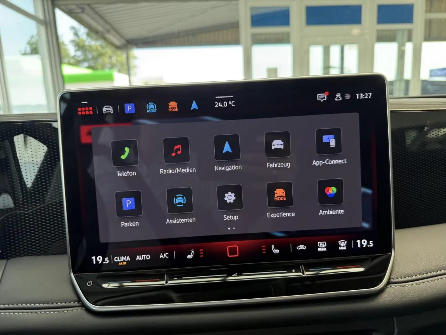 Tiguan Life Design Autom.. *LED *ACC *Navi *AHK