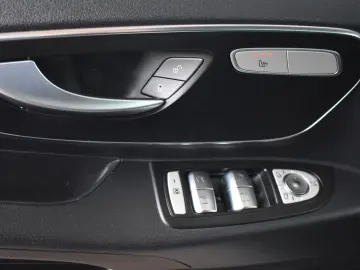 V 250 CDI LANG MARCO POLO TISCH-PAKET NAVI AHK