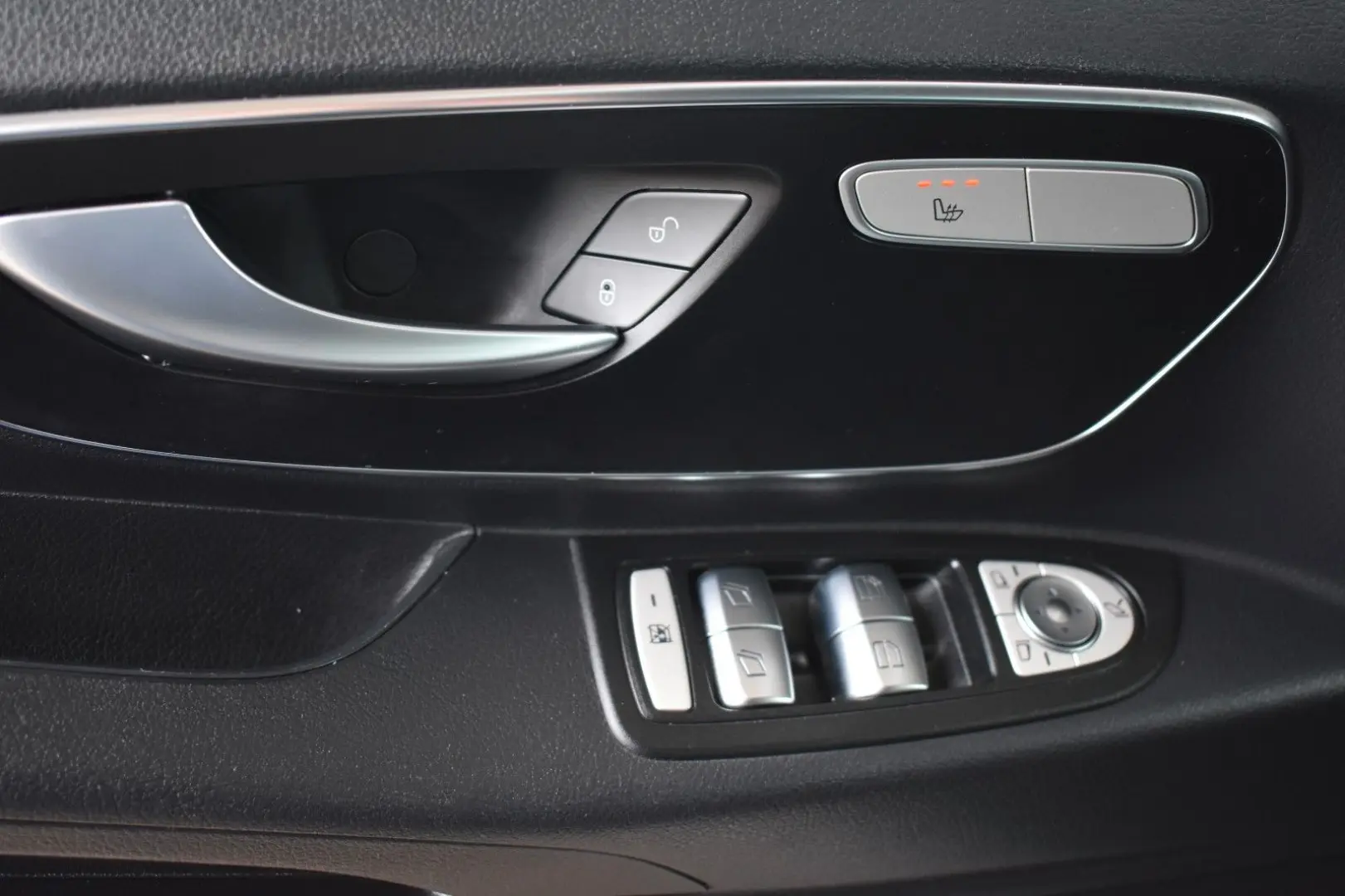 V 250 CDI LANG MARCO POLO TISCH-PAKET NAVI AHK