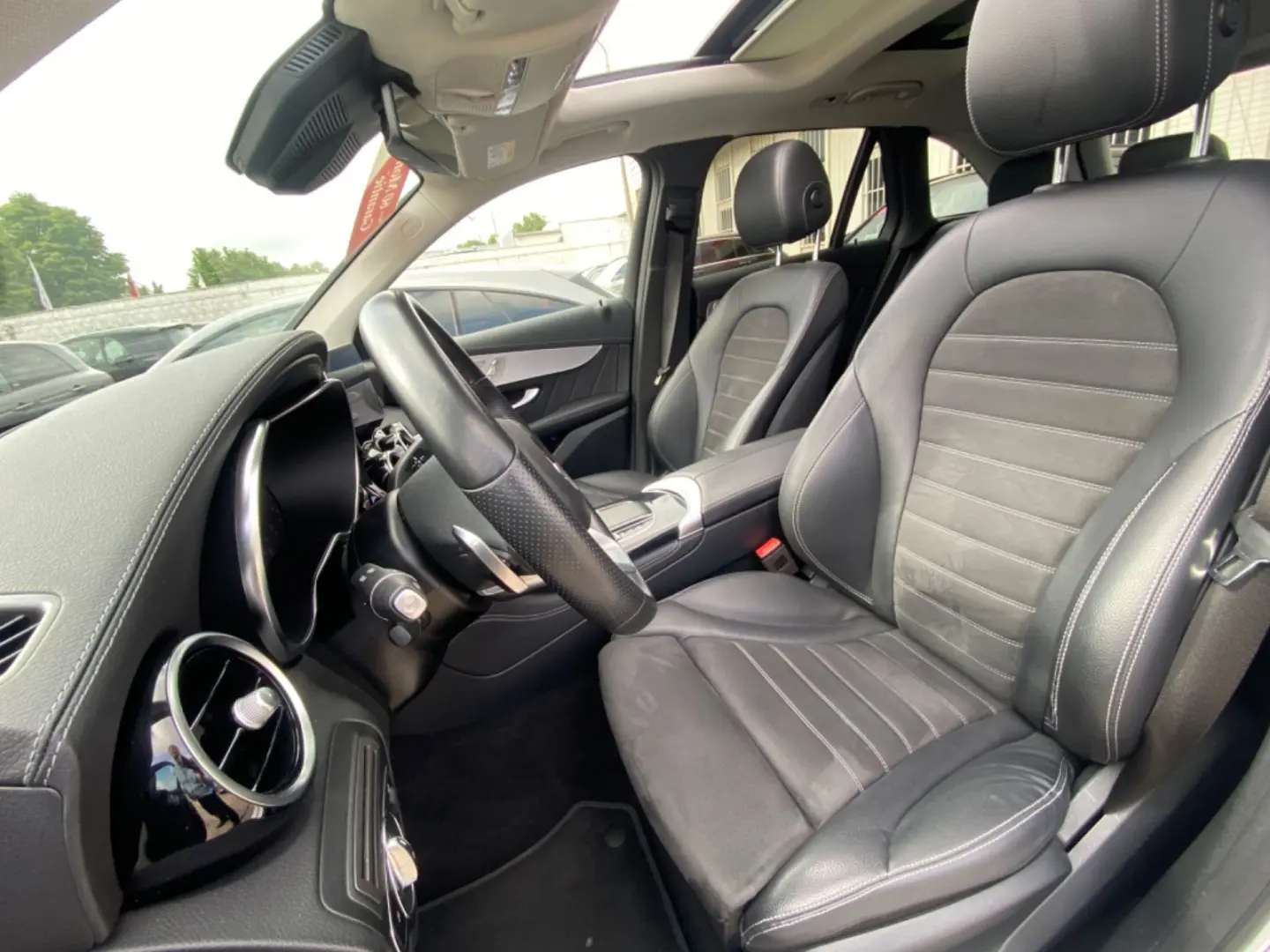 GLC400 AMG 4M_Pano_HuD_Memory_Burmester_