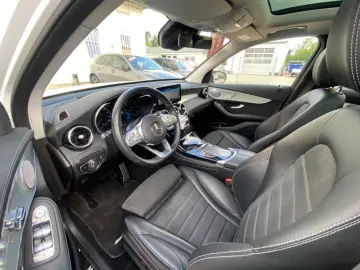 GLC400 AMG 4M_Pano_HuD_Memory_Burmester_