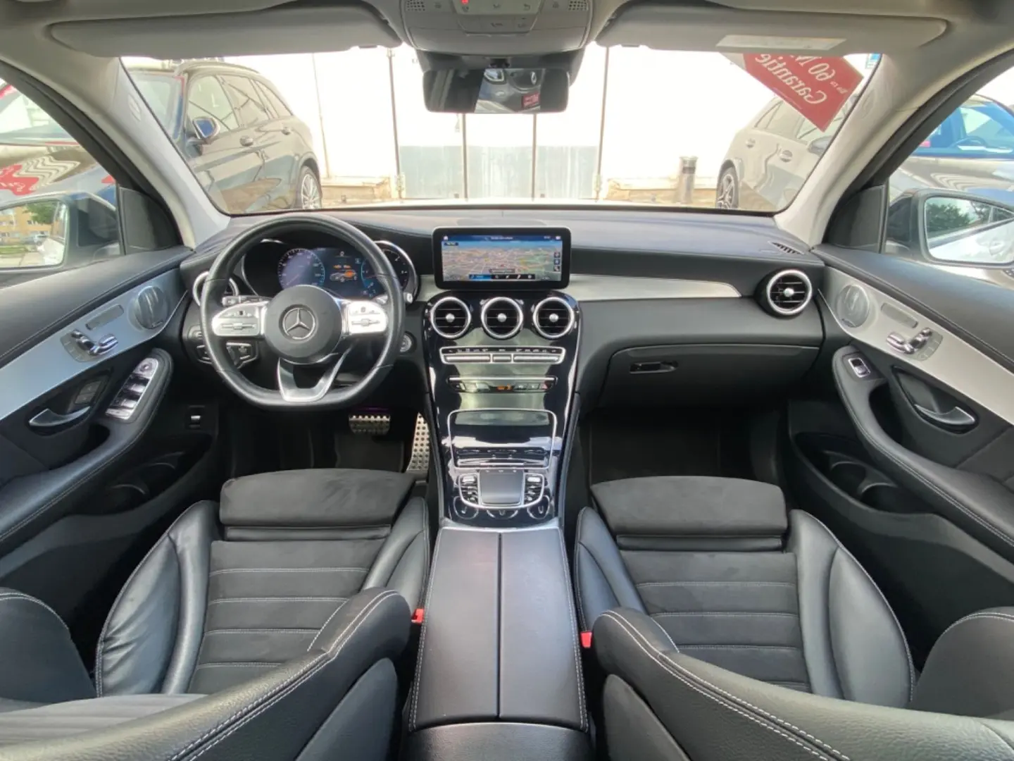 GLC400 AMG 4M_Pano_HuD_Memory_Burmester_