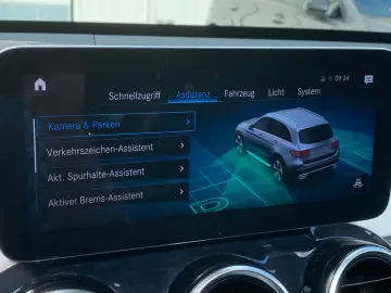 GLC400 AMG 4M_Pano_HuD_Memory_Burmester_