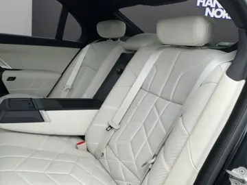 740d xDrive /360/Bowers/Massage/Ventilation