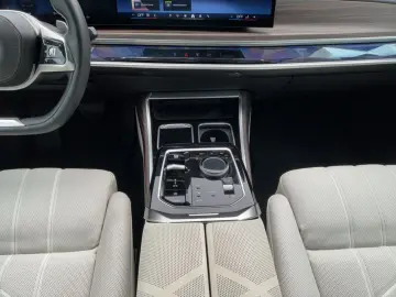 740d xDrive /360/Bowers/Massage/Ventilation