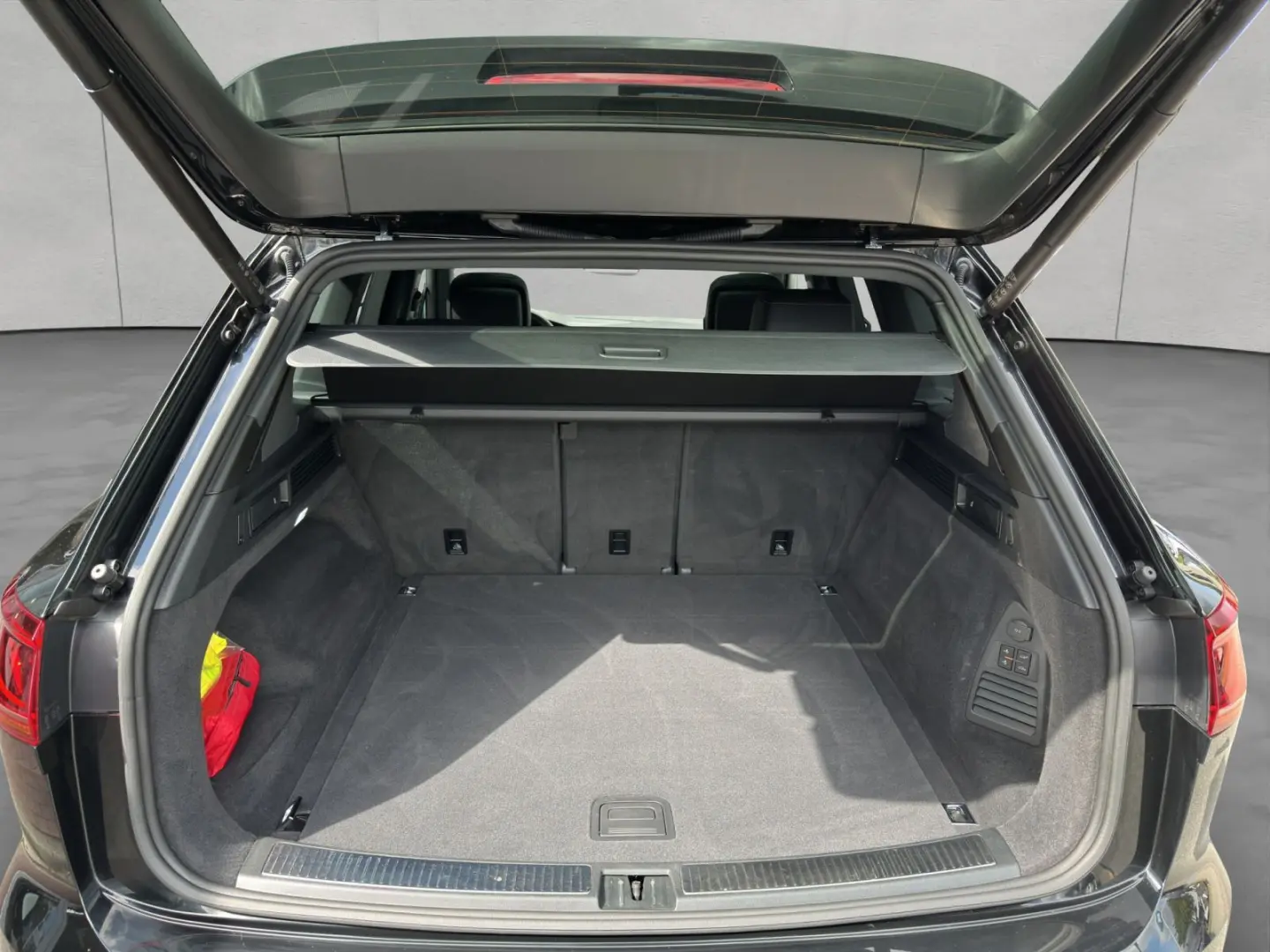 Touareg 3.0 V6 TDI 4Motion DPF Aut. R-Line
