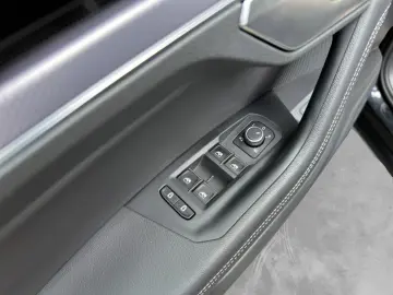 Touareg 3.0 V6 TDI 4Motion DPF Aut. R-Line