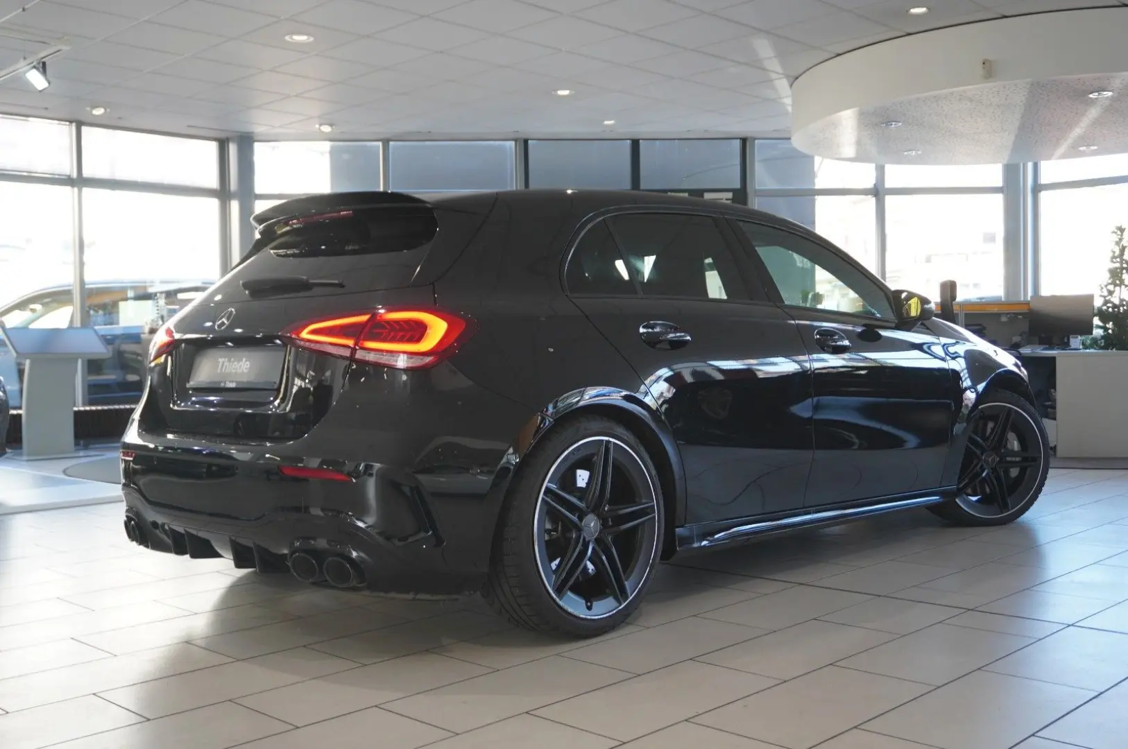A 45 AMG 4MATIC 8G-DCT NAVI/LED/KAMERA/BURM./DAB