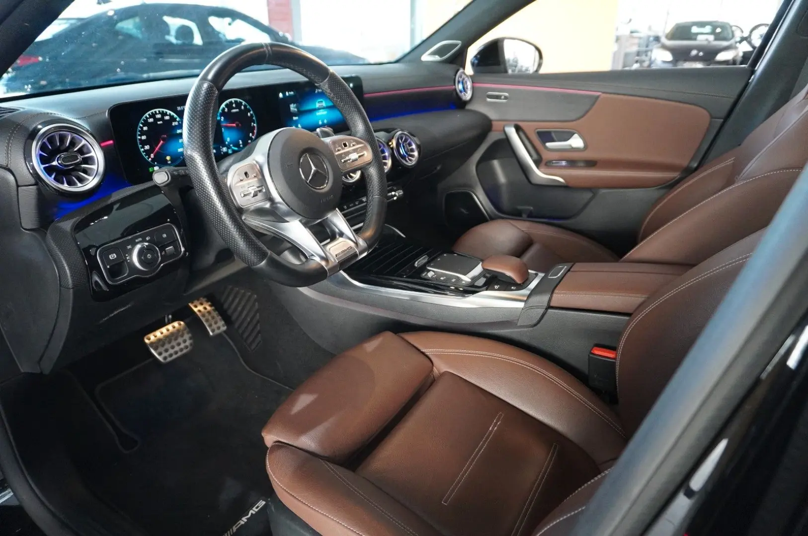 A 45 AMG 4MATIC 8G-DCT NAVI/LED/KAMERA/BURM./DAB