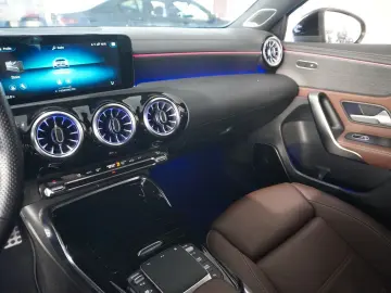 A 45 AMG 4MATIC 8G-DCT NAVI/LED/KAMERA/BURM./DAB