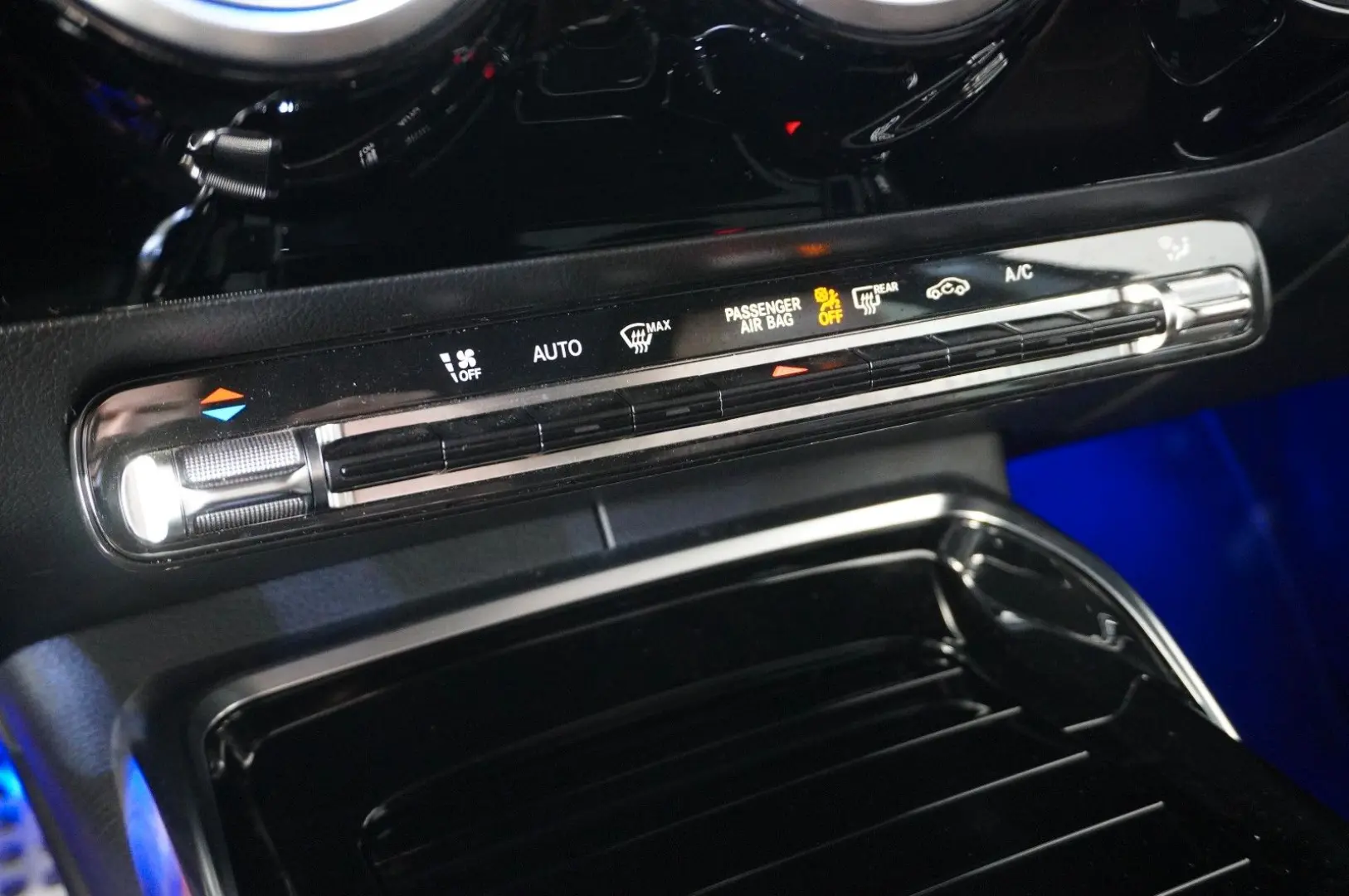 A 45 AMG 4MATIC 8G-DCT NAVI/LED/KAMERA/BURM./DAB