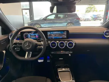 CLA 200 AMG +LED+NAVI+DAB+DISTRONIC+Totwinkel+