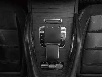 GLE 53 AMG 4MATIC+.PANO.BURM.HUD.360°.AHK.22