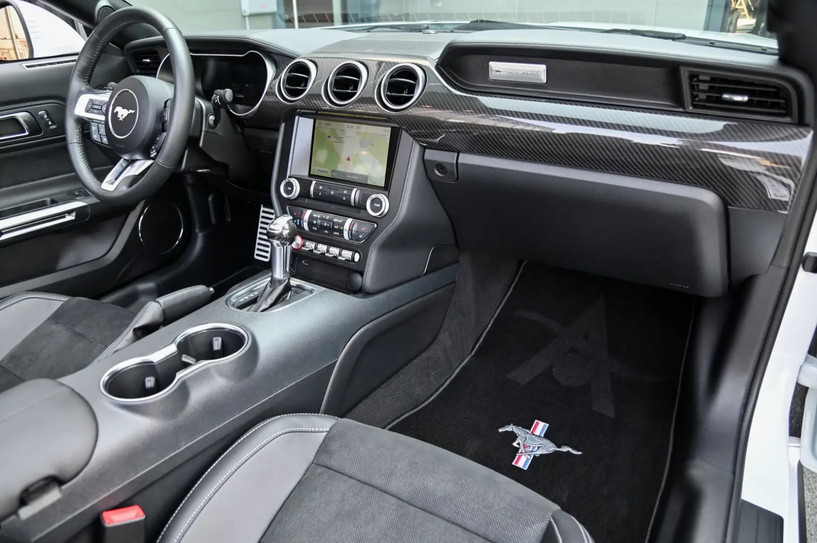 Mustang Cabrio 5.0 Ti-VCT V8 GT *Carbon-Styling*