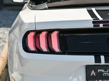 Mustang Cabrio 5.0 Ti-VCT V8 GT *Carbon-Styling*