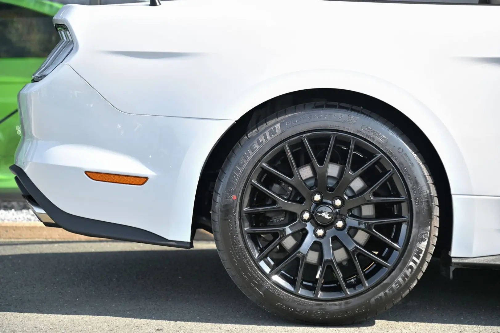 Mustang Cabrio 5.0 Ti-VCT V8 GT *Carbon-Styling*