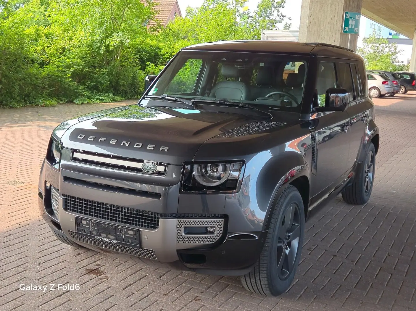 Defender 110 D250 AWD  X-DYNAMIC  HSE,20