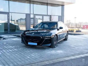 740d xDrive Limo/Massage/Clarity/Assistant/FULL