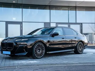 740d xDrive Limo/Massage/Clarity/Assistant/FULL