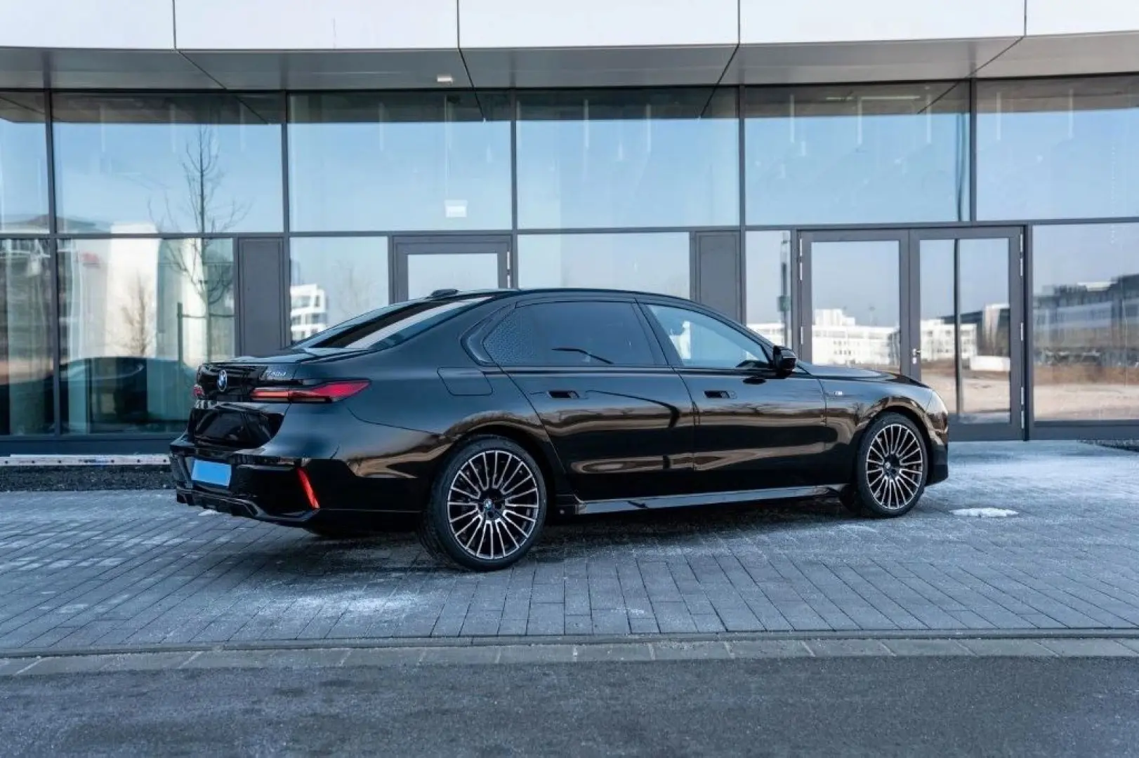 740d xDrive Limo/Massage/Clarity/Assistant/FULL