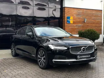 S90 Lim. Core Recharge Plug-In Hybrid AWD