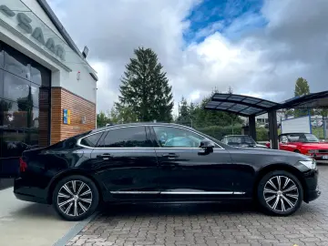 S90 Lim. Core Recharge Plug-In Hybrid AWD