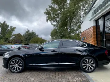 S90 Lim. Core Recharge Plug-In Hybrid AWD