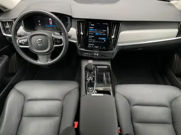 S90 Lim. Core Recharge Plug-In Hybrid AWD