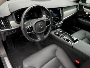 S90 Lim. Core Recharge Plug-In Hybrid AWD