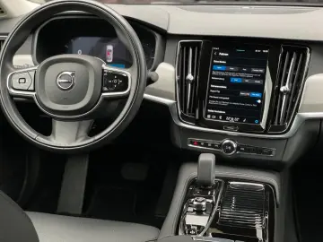 S90 Lim. Core Recharge Plug-In Hybrid AWD