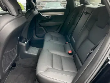S90 Lim. Core Recharge Plug-In Hybrid AWD