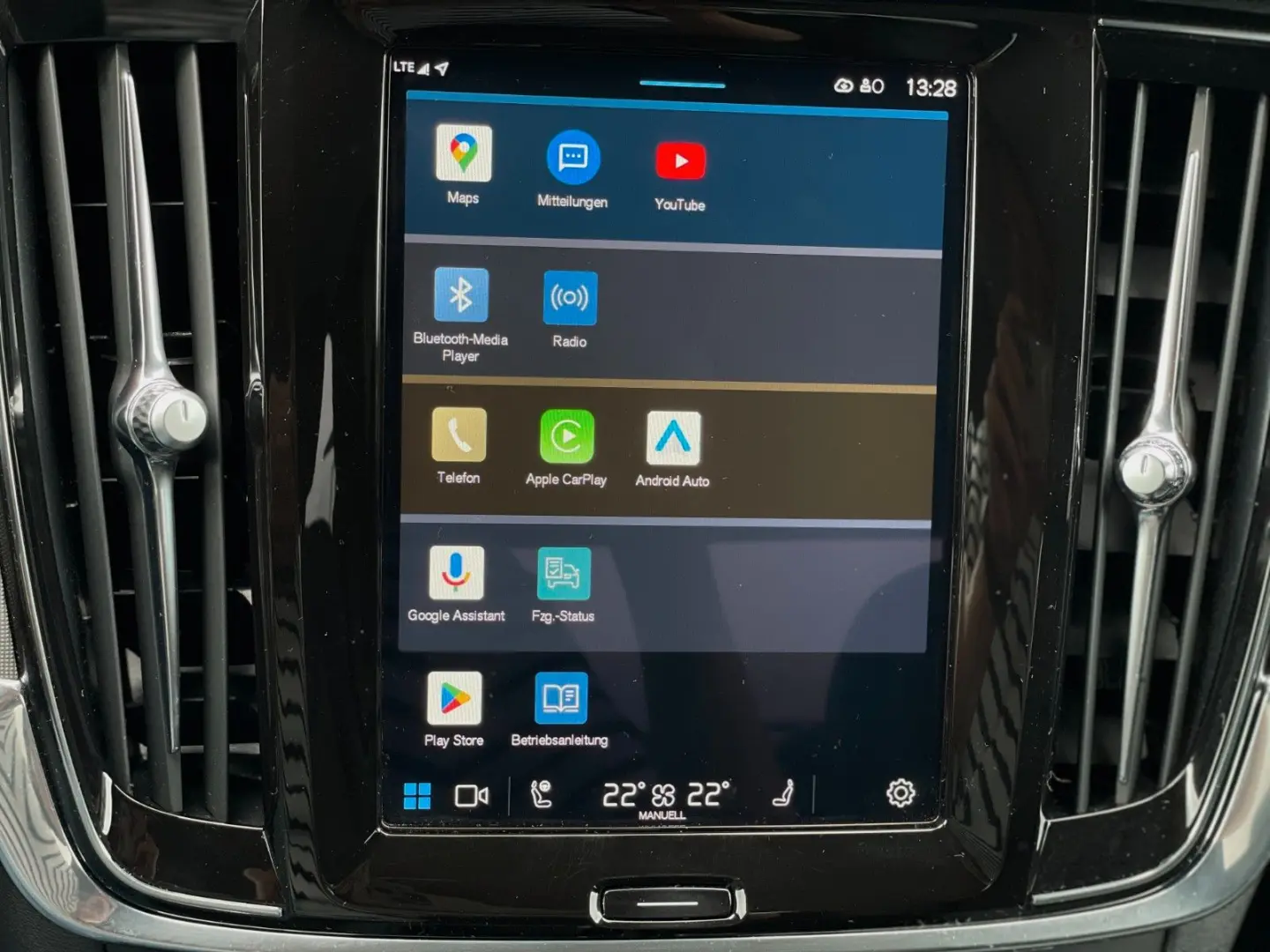 S90 Lim. Core Recharge Plug-In Hybrid AWD