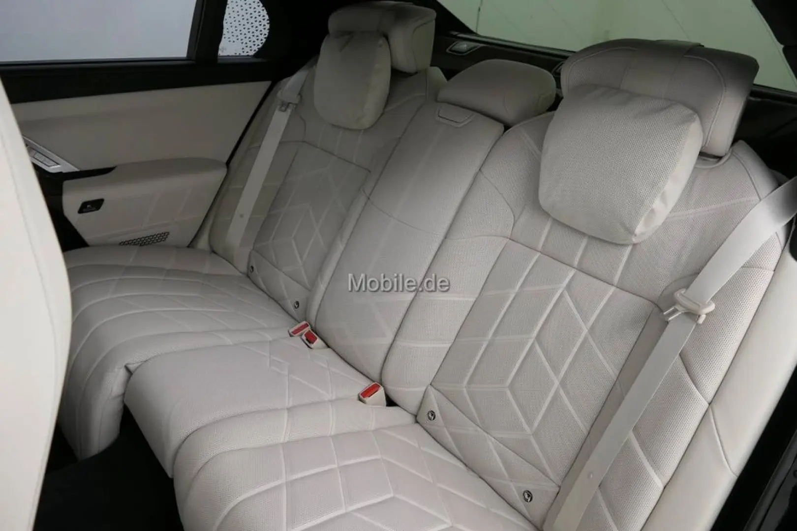 740d xDrive/ExecutiveL/TV/Ventilation/Massage/Iconic/Cristal