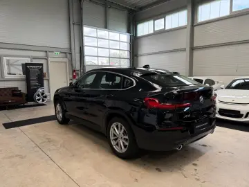 X4 xDrive20d Advantage/AHK/Pano/Keyless/2.Hd