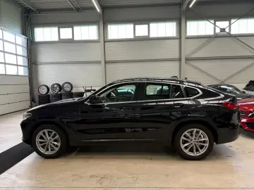 X4 xDrive20d Advantage/AHK/Pano/Keyless/2.Hd
