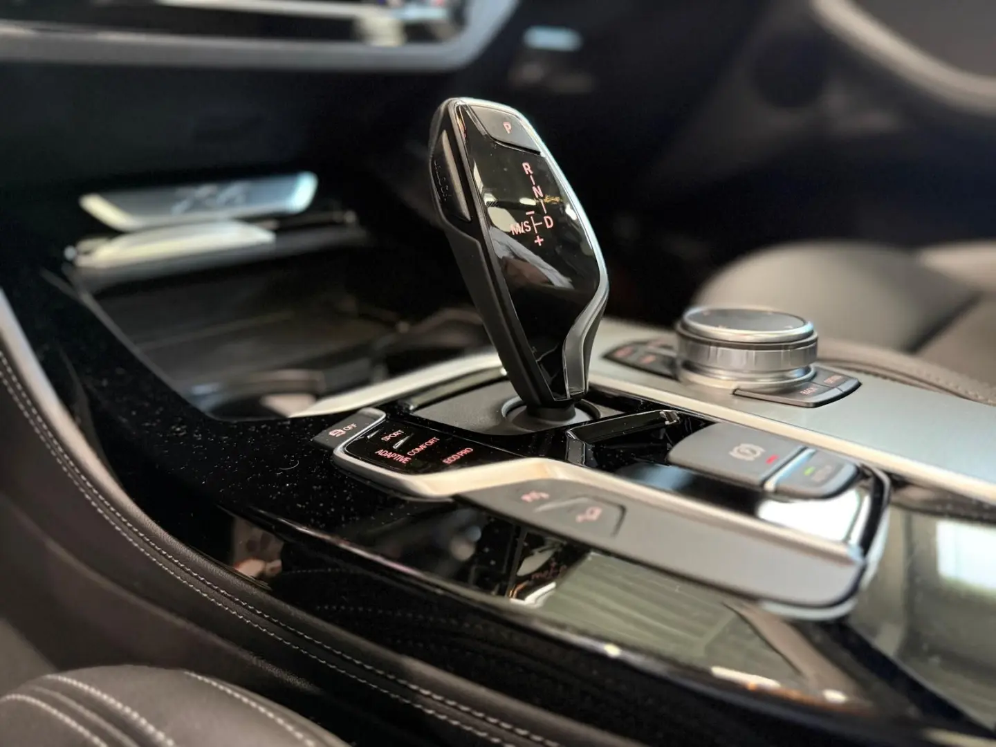 X4 xDrive20d Advantage/AHK/Pano/Keyless/2.Hd