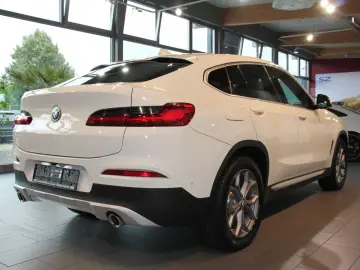X4 xDrive 20d xLine 1.Hand Head-Up LED DAB Navi