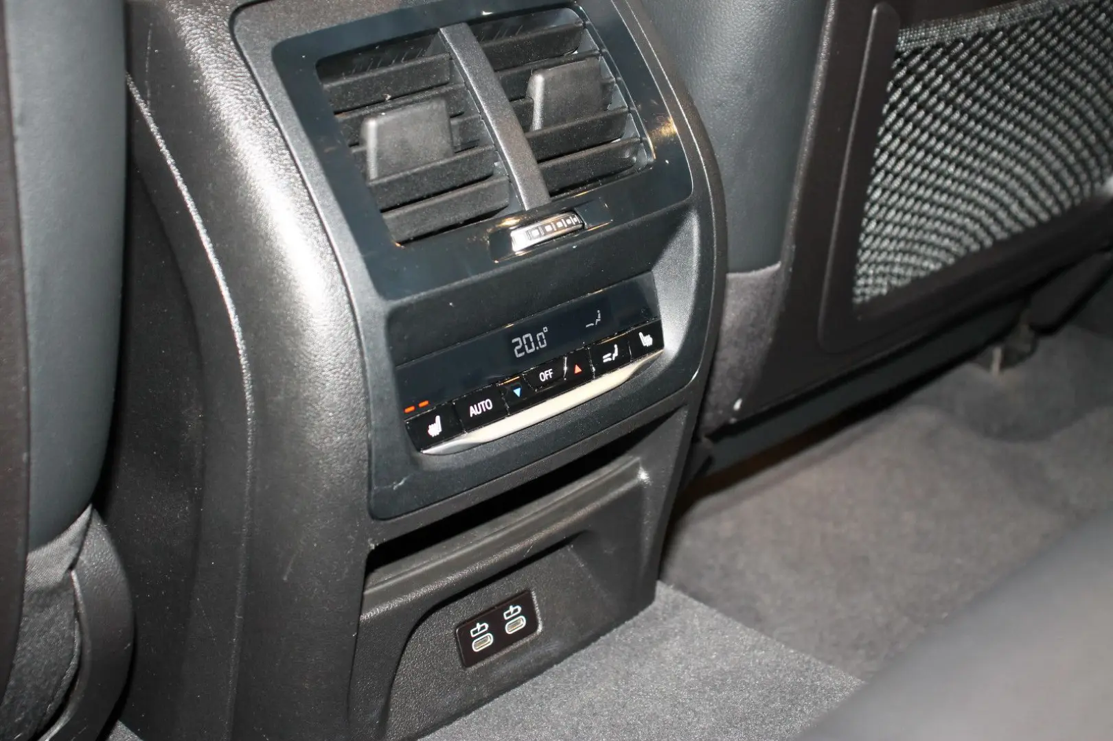X4 xDrive 20d xLine 1.Hand Head-Up LED DAB Navi
