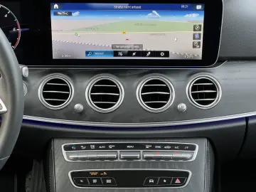 E 220 d+Business+Avantgard+Multibeam+Memory+Spur