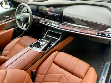 i7 xDrive60 M Sport PRO *FOND ENTERTAINMENT*