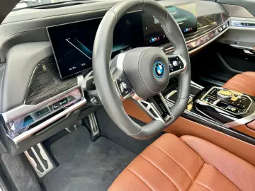 i7 xDrive60 M Sport PRO *FOND ENTERTAINMENT*
