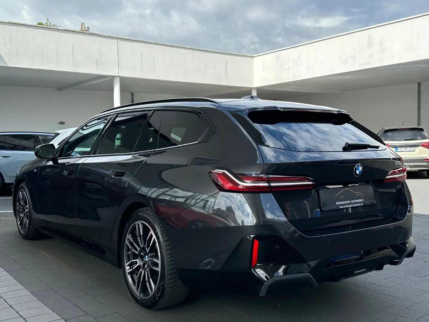 520 d Touring M Sport | H/K | Standheizung | AHK
