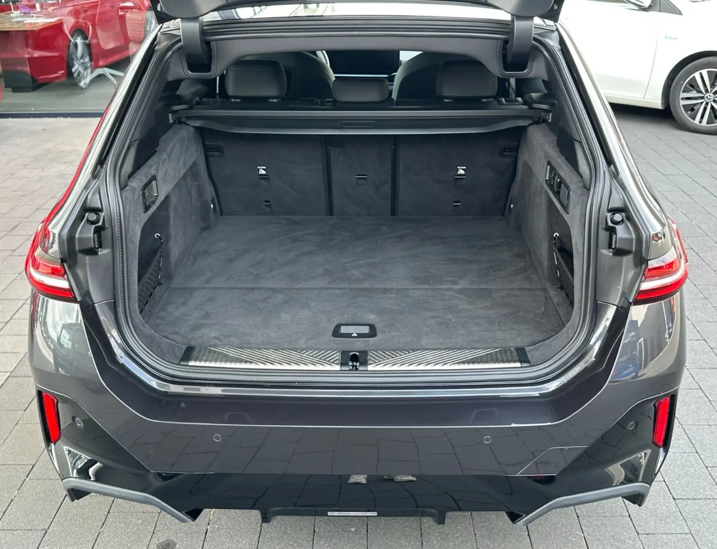 520 d Touring M Sport | H/K | Standheizung | AHK