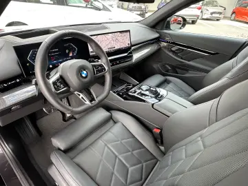 520 d Touring M Sport | H/K | Standheizung | AHK
