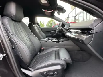 520 d Touring M Sport | H/K | Standheizung | AHK