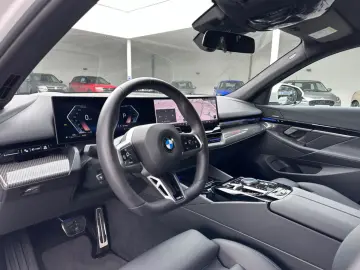 520 d Touring M Sport | 360° | AHK | Sitzklima